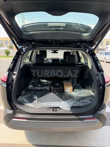 Toyota RAV4-5