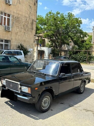 LADA (VAZ) 2107-4