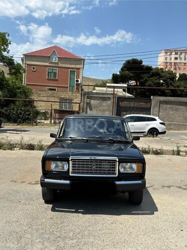 LADA (VAZ) 2107-1