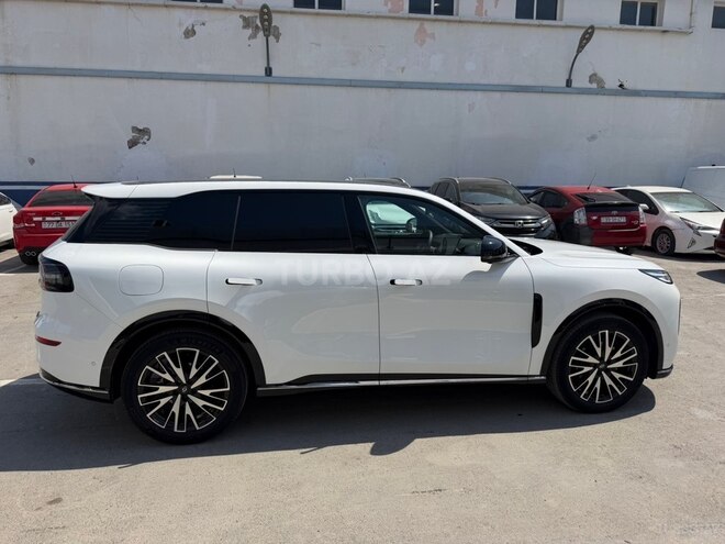 Changan Qiyuan Q07-7