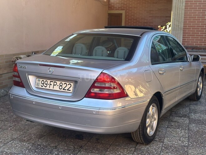 Mercedes C 200-8