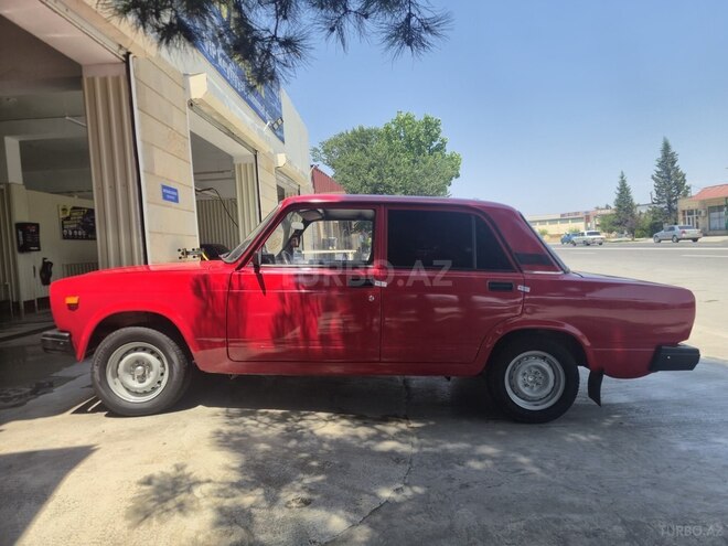 LADA (VAZ) 2107-5