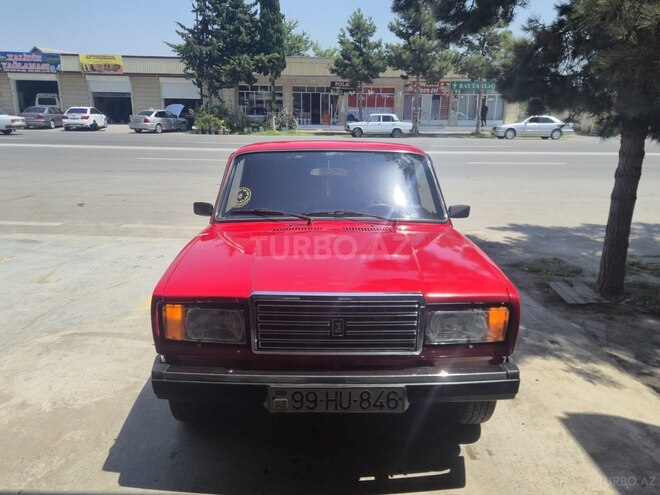 LADA (VAZ) 2107-1