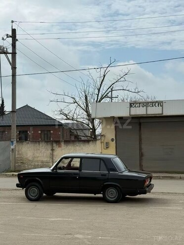 LADA (VAZ) 2107-4