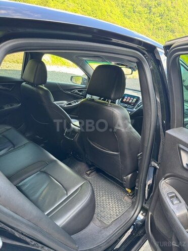 Chevrolet Malibu-12