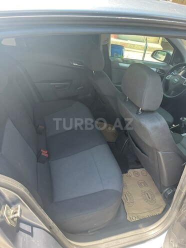 Opel Astra-9