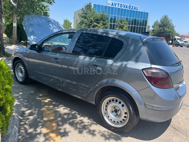 Opel Astra-12
