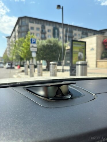 BMW 528-12
