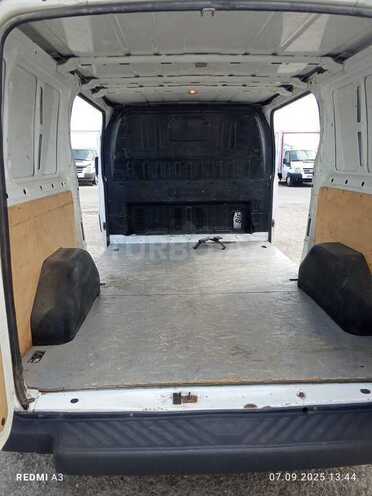 Ford Transit-4