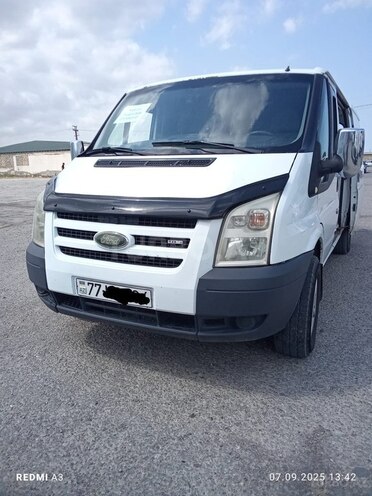 Ford Transit-1