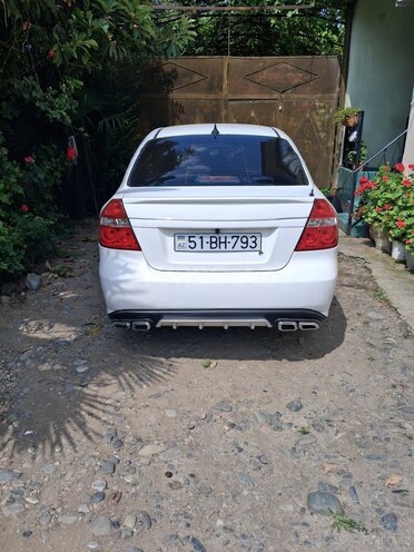 Chevrolet Aveo-3