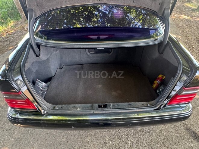 Mercedes E 230-15