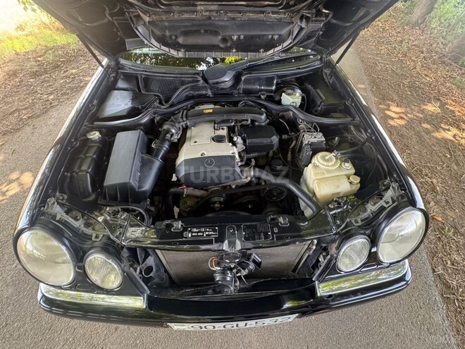 Mercedes E 230-16