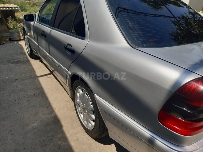 Mercedes C 200-12