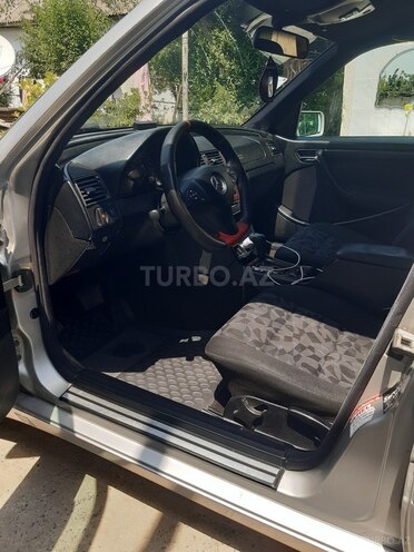 Mercedes C 200-3