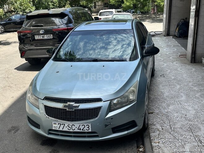 Chevrolet Cruze-1