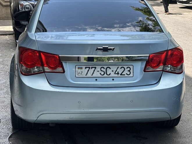 Chevrolet Cruze-2