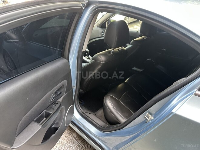 Chevrolet Cruze-8
