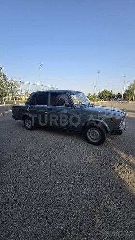LADA (VAZ) 2107-2