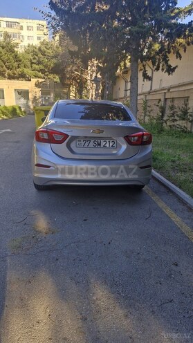 Chevrolet Cruze-2