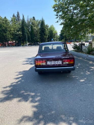 LADA (VAZ) 2107-17