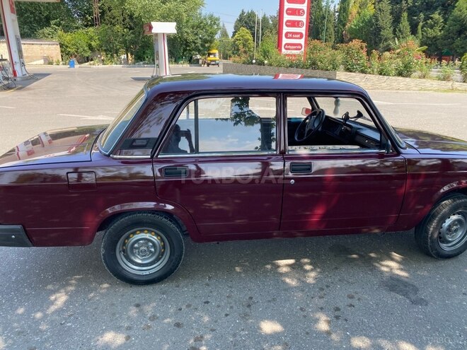 LADA (VAZ) 2107-16