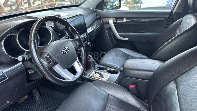 Kia Sorento-4