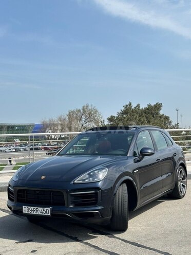 Porsche Cayenne E-Hybrid-7