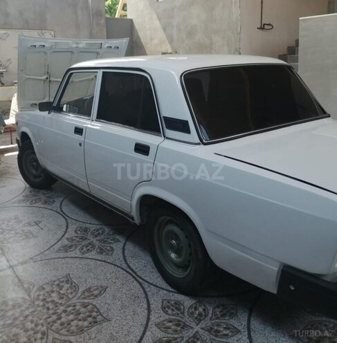 LADA (VAZ) 2107-4