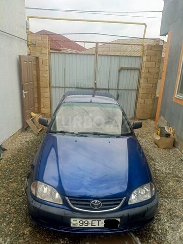 Toyota Avensis-3