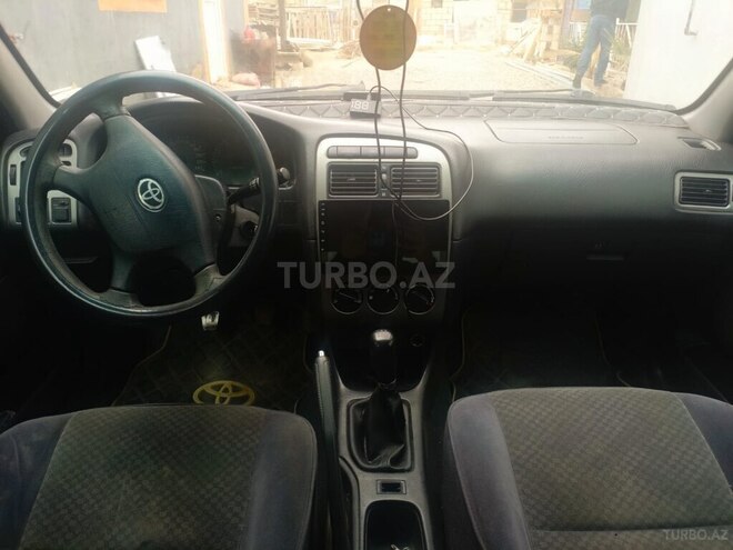 Toyota Avensis-5