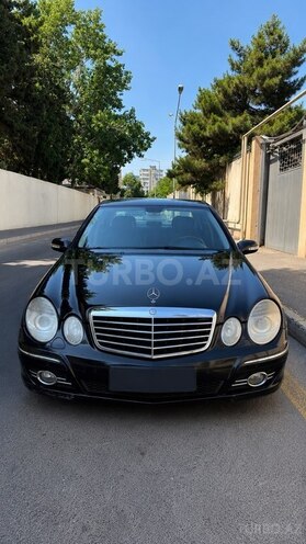 Mercedes E 200-1