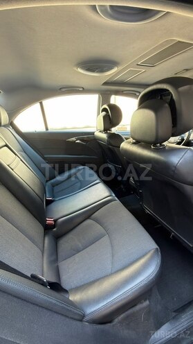 Mercedes E 200-5