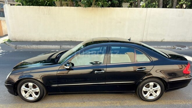 Mercedes E 200-4