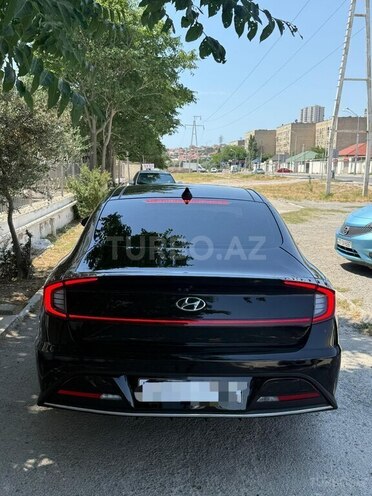 Hyundai Sonata-6