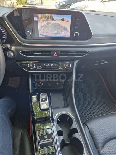 Hyundai Sonata-11