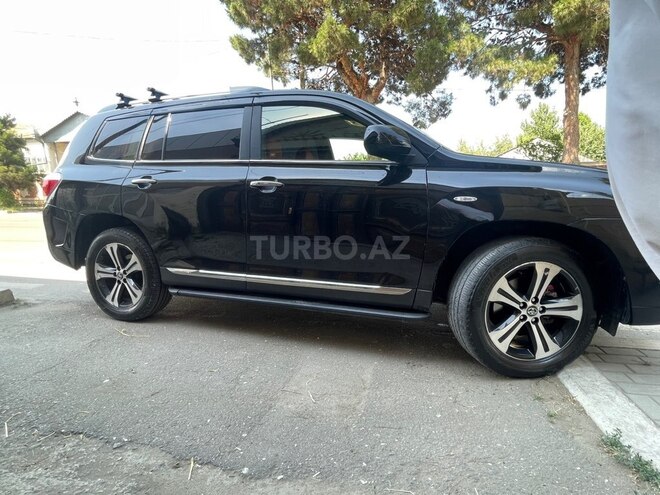 Toyota Highlander-6