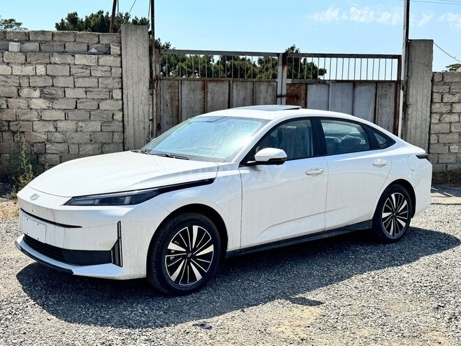 Changan Qiyuan A05-2