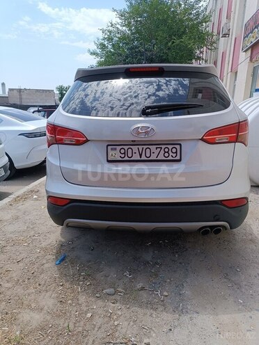 Hyundai Santa Fe-2