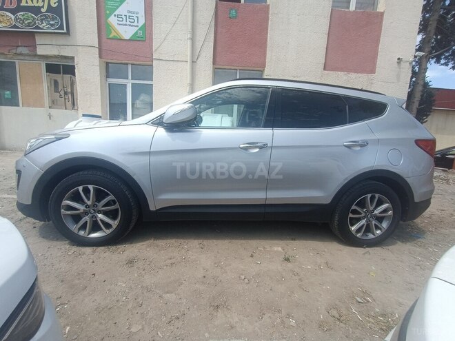 Hyundai Santa Fe-4