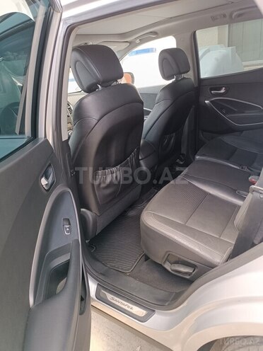 Hyundai Santa Fe-7