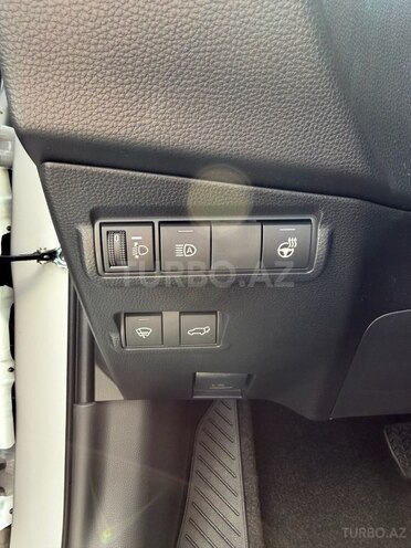 Toyota Corolla Cross-7
