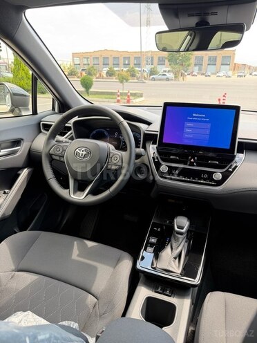 Toyota Corolla Cross-15