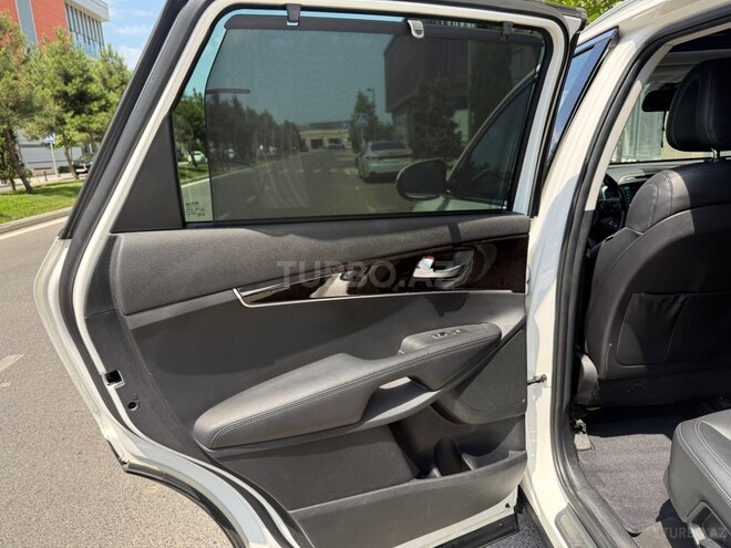 Kia Sorento-8