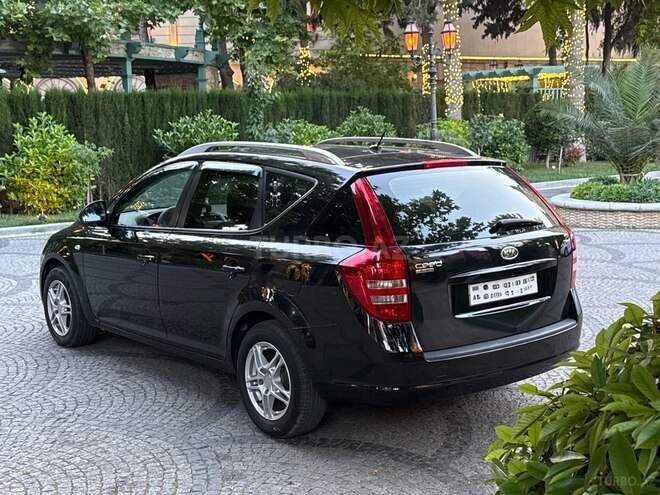 Kia Ceed SW-3