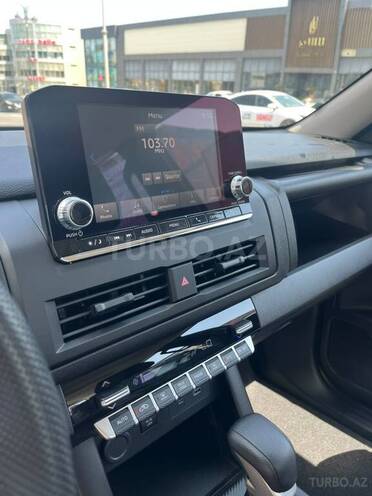 Mitsubishi L200-7