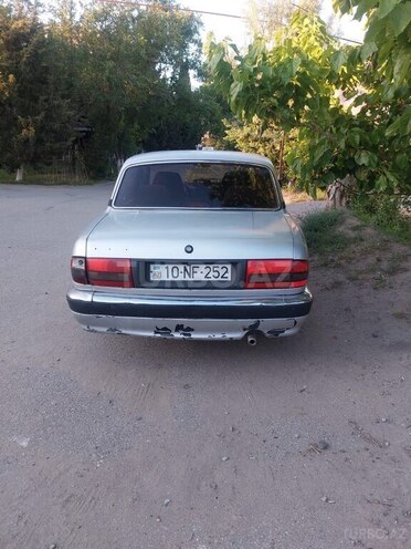 GAZ 3110 "Volga"-4