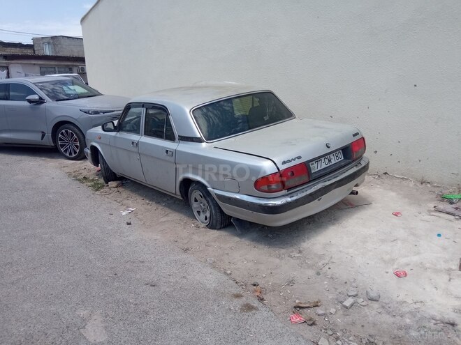 GAZ 3110 "Volga"-4