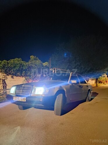 Mercedes 250 D-3