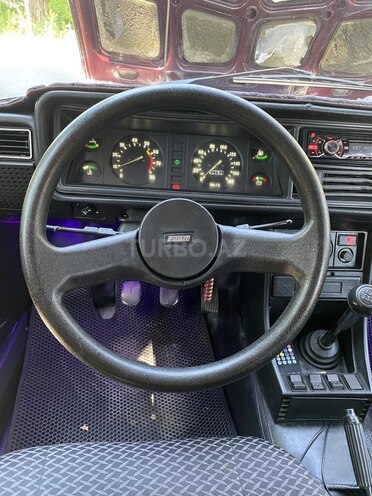 LADA (VAZ) 2107-15